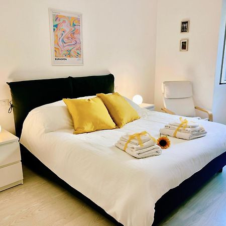 Modern Apartment In Monteverde โรม ภายนอก รูปภาพ