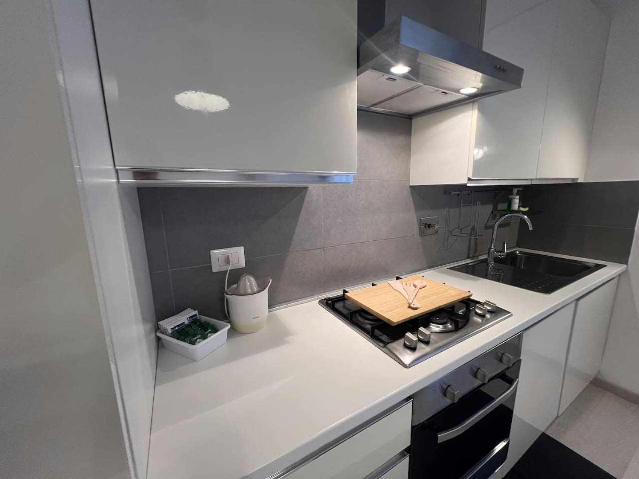 Modern Apartment In Monteverde โรม ภายนอก รูปภาพ