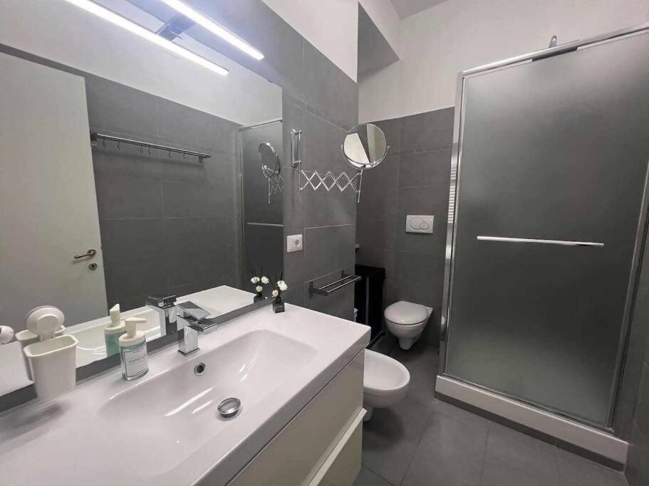 Modern Apartment In Monteverde โรม ภายนอก รูปภาพ